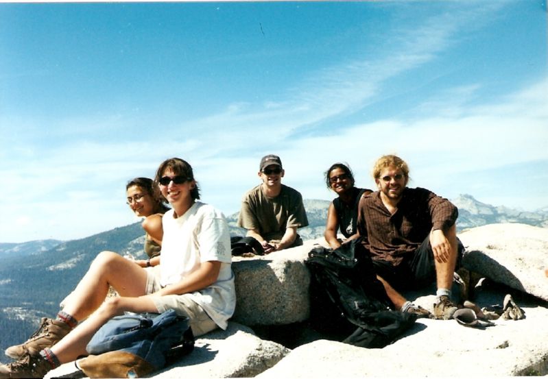 2002-XX Half Dome 01 Aslihan, Kristi,  Jarrod, Santhi, Henrich